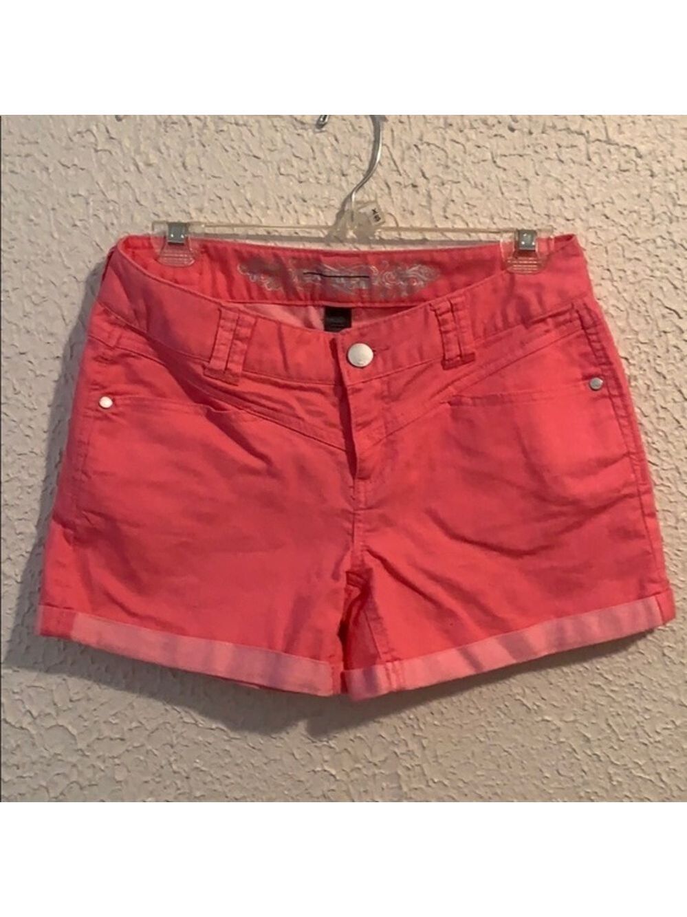 NWOT Size 2 Express Salmon Shorts